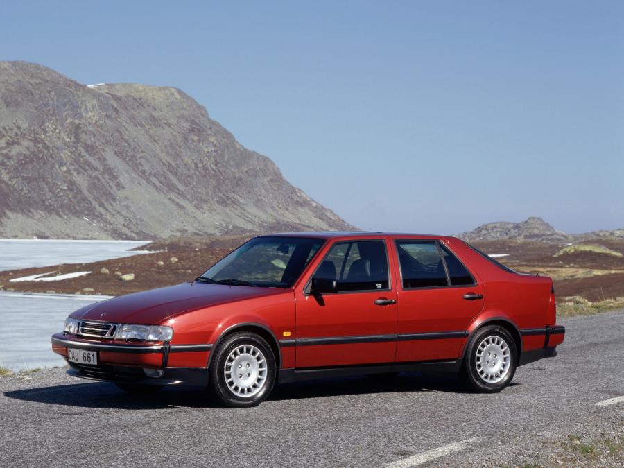  Saab 9000 CS 1996 года  (фото 10 из 16)